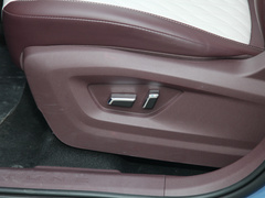 2023款 2.0T 自动豪华型
