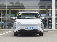 2023款 Plus 610 乐享版 三元锂