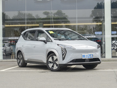2023款 Plus 610 乐享版 三元锂