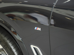 2022款 改款 xDrive 40Li 尊享型M运动套装