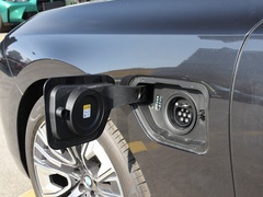 2023款 eDrive50L 领先豪华套装