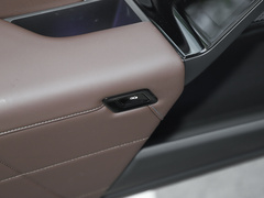 2023款 eDrive50L 领先M运动套装