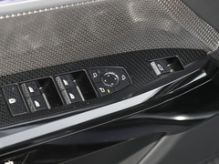 2023款 eDrive50L 领先M运动套装