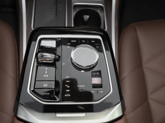 2023款 eDrive50L 领先M运动套装