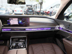 2023款 eDrive50L 领先M运动套装