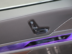 2023款 eDrive50L 领先M运动套装