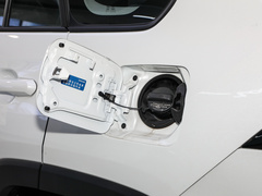 2023款 高性能版 2.5L 两驱劲擎版