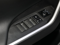 2023款 高性能版 2.5L 两驱劲擎版