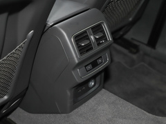 2022款 改款 40 TFSI 豪华型