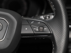 2022款 改款 40 TFSI 豪华型