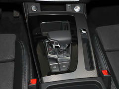 2022款 改款 40 TFSI 豪华型