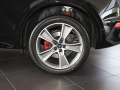 2022款 改款 40 TFSI 豪华型