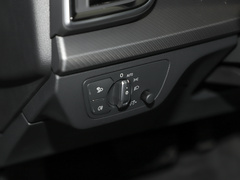 2022款 改款 40 TFSI 豪华型