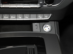 2022款 改款 40 TFSI 豪华型