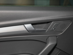 2022款 改款 40 TFSI RS套件燃速型