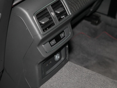 2022款 改款 40 TFSI RS套件燃速型