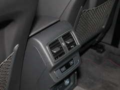 2022款 改款 40 TFSI RS套件燃速型