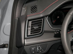 2022款 改款 40 TFSI RS套件燃速型