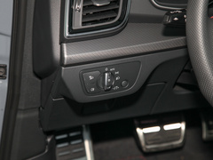 2022款 改款 40 TFSI RS套件燃速型