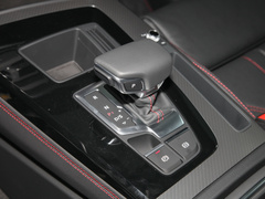 2022款 改款 40 TFSI RS套件燃速型
