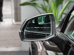 2023款 40 TFSI 豪华型