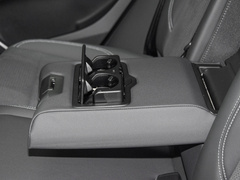 2023款 40 TFSI 豪华型