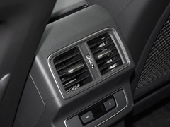 2023款 40 TFSI 豪华型