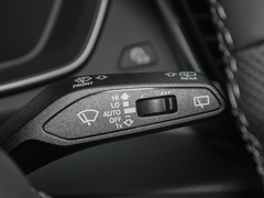 2023款 40 TFSI 豪华型