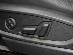 2023款 40 TFSI 豪华型