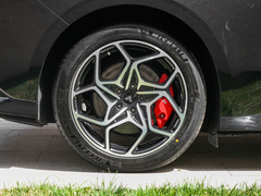 2023款 580 AWD