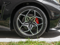 2023款 580 AWD