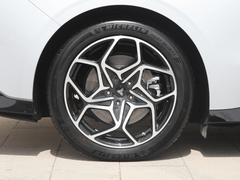 2023款 580 AWD