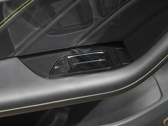 2023款 580 AWD
