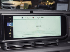2024款 2.0T 撒哈拉四门版 