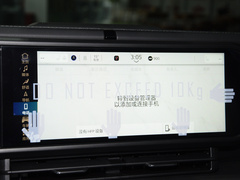 2024款 2.0T 撒哈拉四门版 