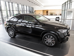 2023款 GLE 350 4MATIC 轿跑SUV 豪华型