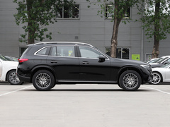 2023款 GLC 300 L 4MATIC 动感型 5座