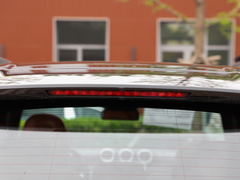 2023款 GLC 300 L 4MATIC 动感型 5座