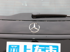 2023款 GLC 300 L 4MATIC 动感型 5座