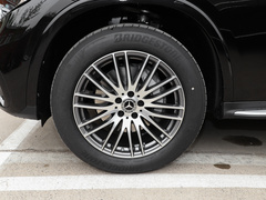 2023款 GLC 300 L 4MATIC 动感型 5座