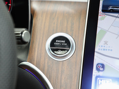 2023款 GLC 300 L 4MATIC 动感型 5座