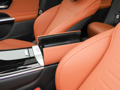 2023款 GLC 300 L 4MATIC 动感型 5座