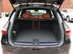 2023款 GLC 300 L 4MATIC 动感型 5座