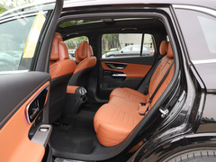 2023款 GLC 300 L 4MATIC 动感型 5座