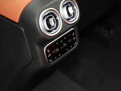2023款 GLC 300 L 4MATIC 动感型 5座