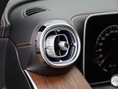 2023款 GLC 300 L 4MATIC 动感型 5座