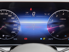 2023款 GLC 300 L 4MATIC 动感型 5座