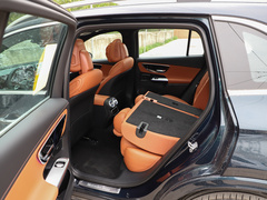 2023款 GLC 300 L 4MATIC 动感型 5座