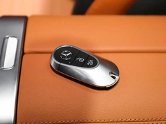 2023款 GLC 300 L 4MATIC 动感型 5座