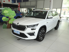 2023款 改款 TSI330 5座两驱奢享版
